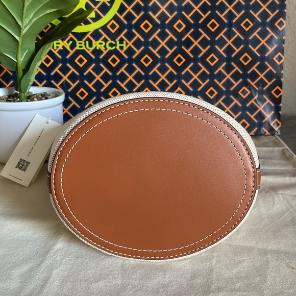 NWT blake canvas bucket crossbody shoulder bag classic cuoio brown 160762 - Picture 9 of 12